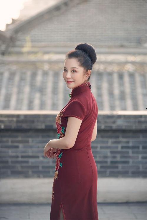 成人女国风旗袍视频,旗袍之美,穿越时光的视觉盛宴