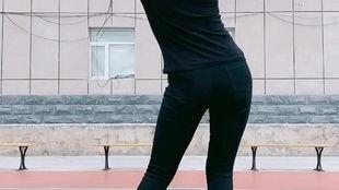 成人新手压胯教程视频,轻松入门,解锁身体柔韧性新境界